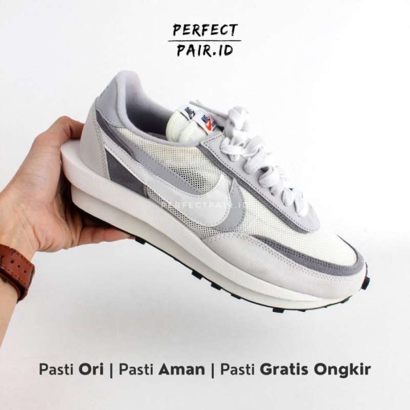 Nike Sacai LD Waffle Summit White Wolf Grey 100 Original BNIB