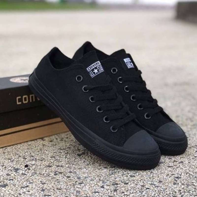 Sepatu converse full black sale