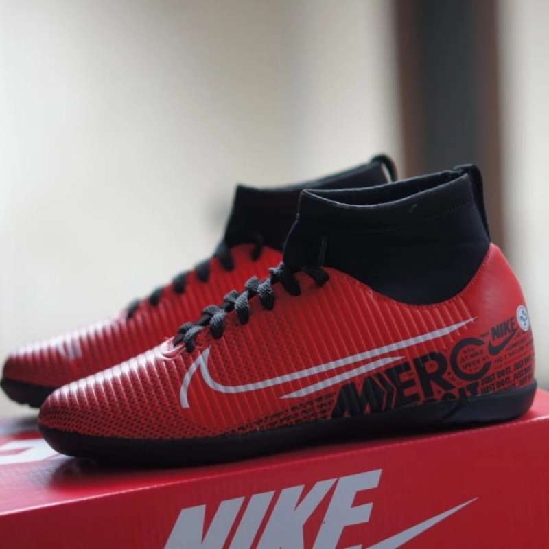 Sepatu futsal nike hypervenom 2017 hotsell