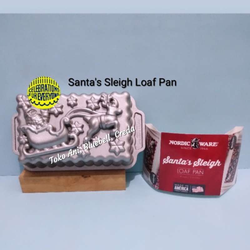 Nordic Ware Santa's Sleigh Loaf Pan