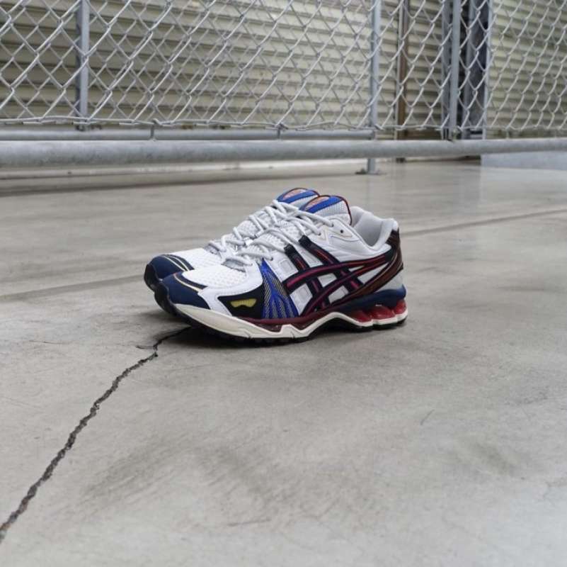 Jual Asics Gel Kayano Legacy size US 10 EU 44 BNIB di Seller Laris