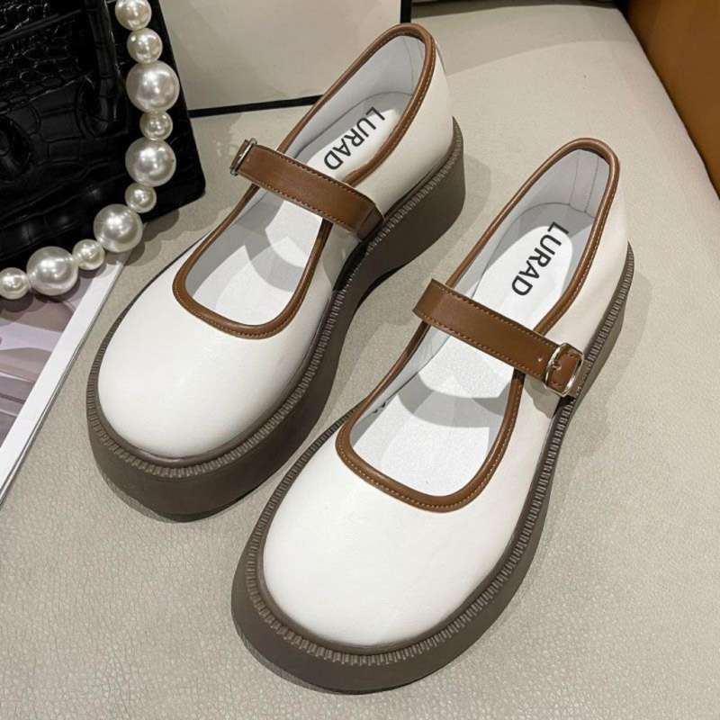 Sepatu sale platform wedges