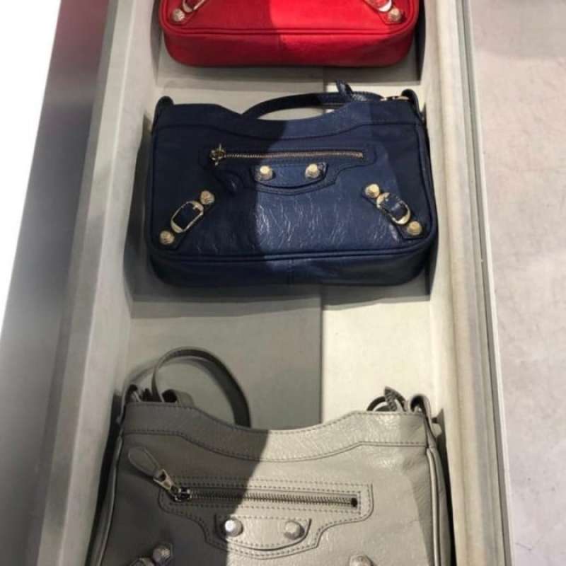 New balenciaga best sale hip
