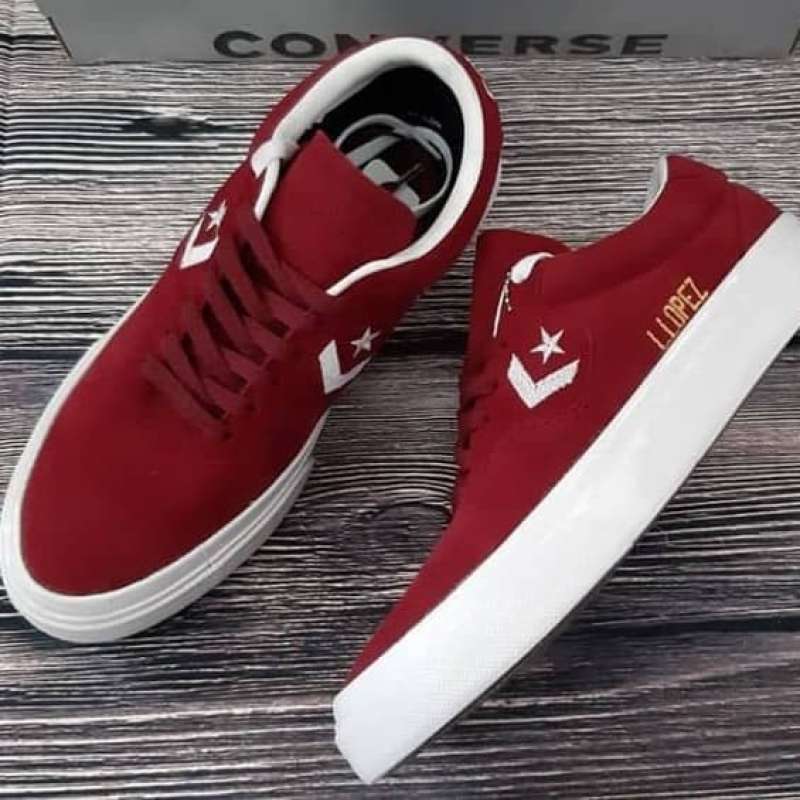 Converse top merah maroon