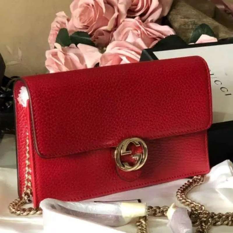 Gucci sales woc red