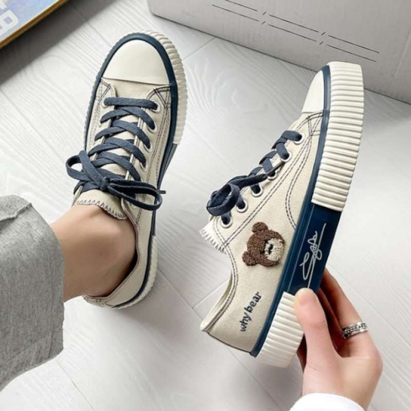 Jual Sepatu Sneakers Ventela Wanita Import Kanvas Shoes Sp15 Motif Lucu -  Cream, 37 Di Seller 2k Sport Racing - Linggajaya, Kota Tasikmalaya | Blibli