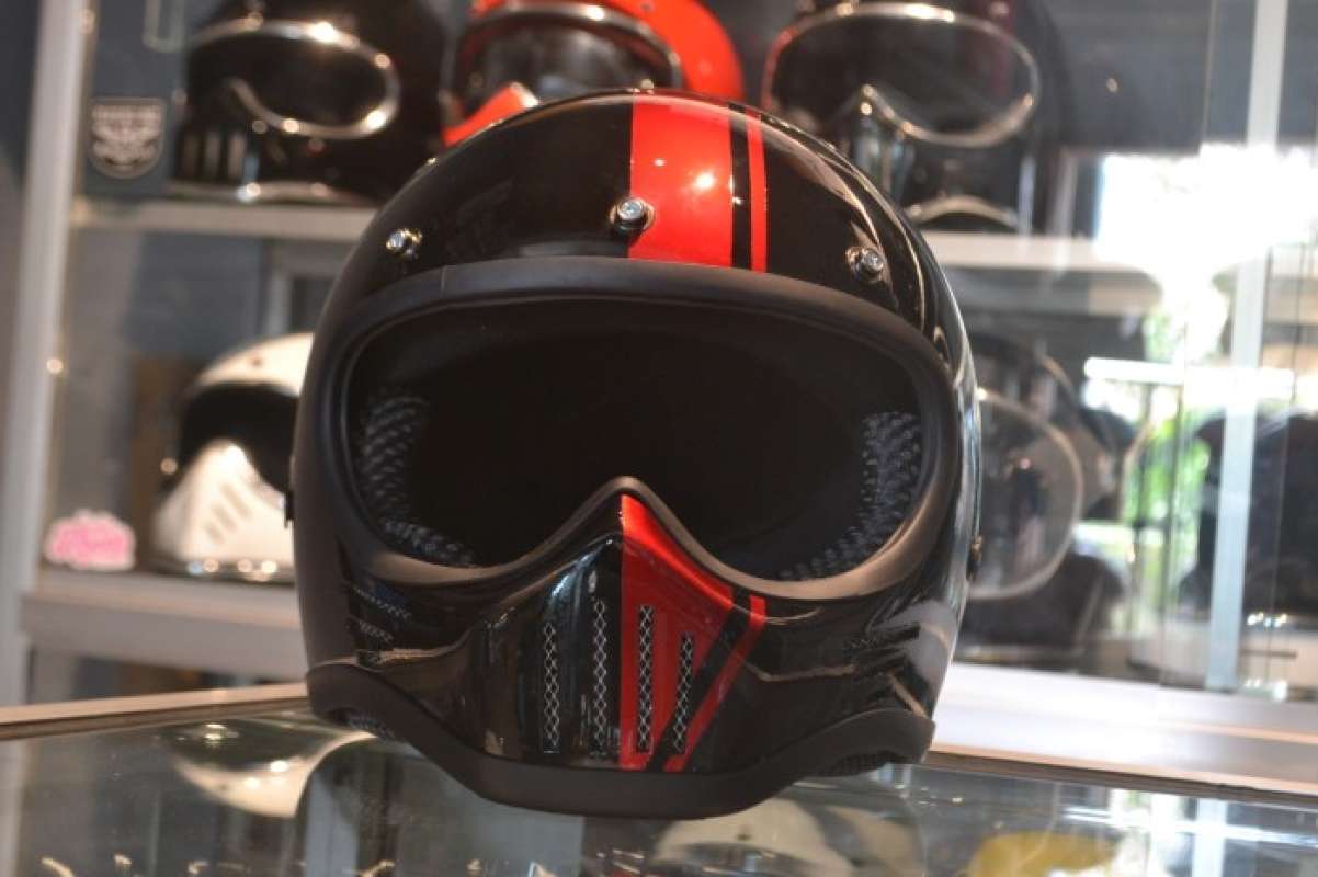 Helm custom sale m30