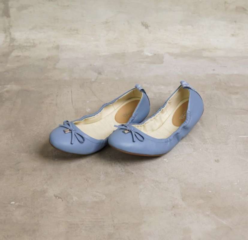 Jual Sepatu MICHAEL KORS JULIETTE BLUE FLAT SHOES 100 ORIGINAL di