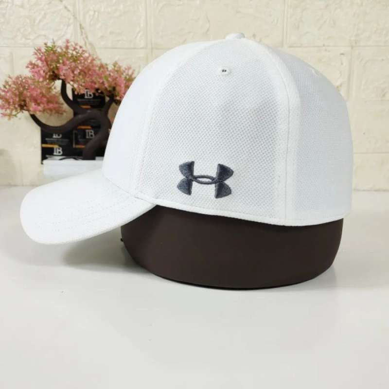 Harga topi under armour original sales