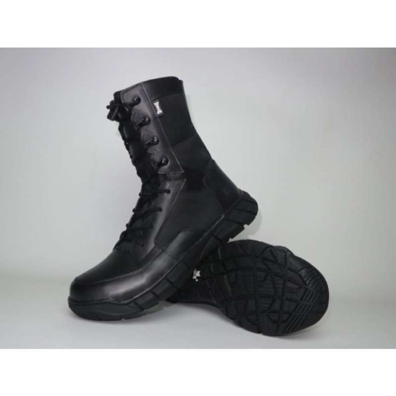 Oakley abu boots store