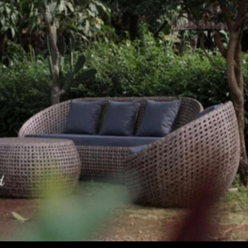 Sofa hotsell rotan outdoor