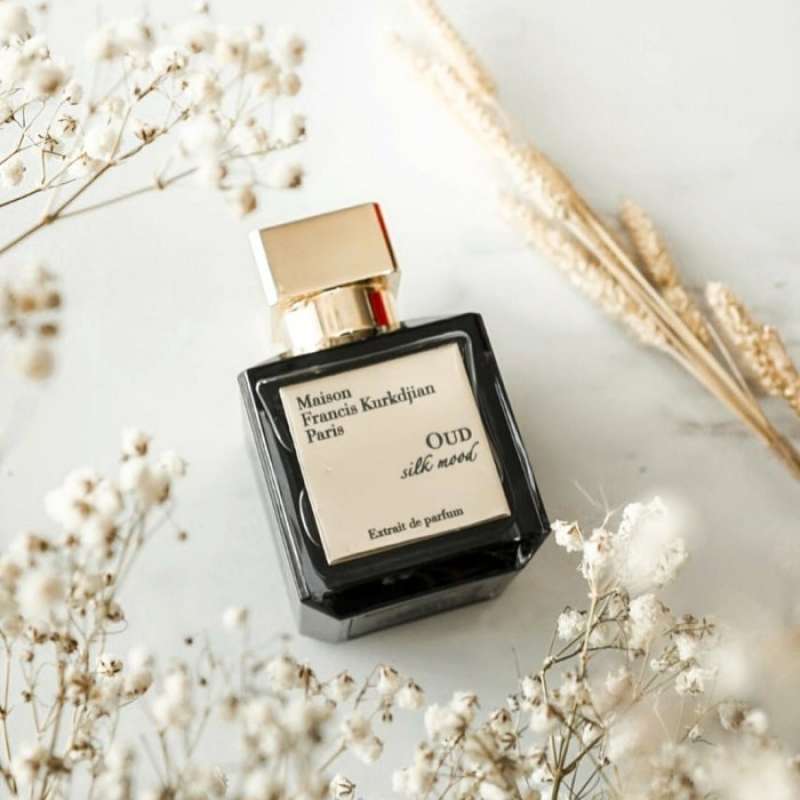 Baccarat clearance oud satin