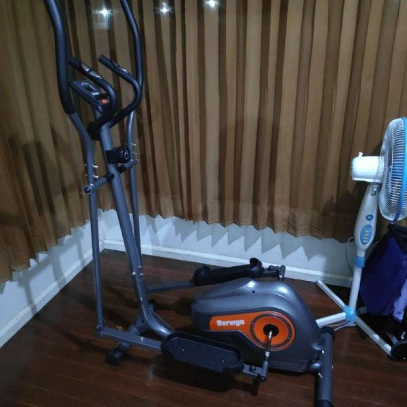 Berwyn elliptical bike 507e top