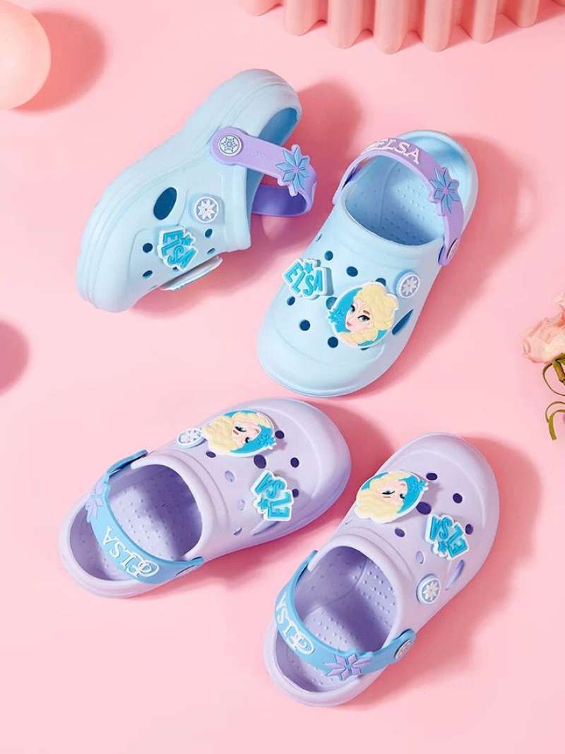 Size 18 crocs deals