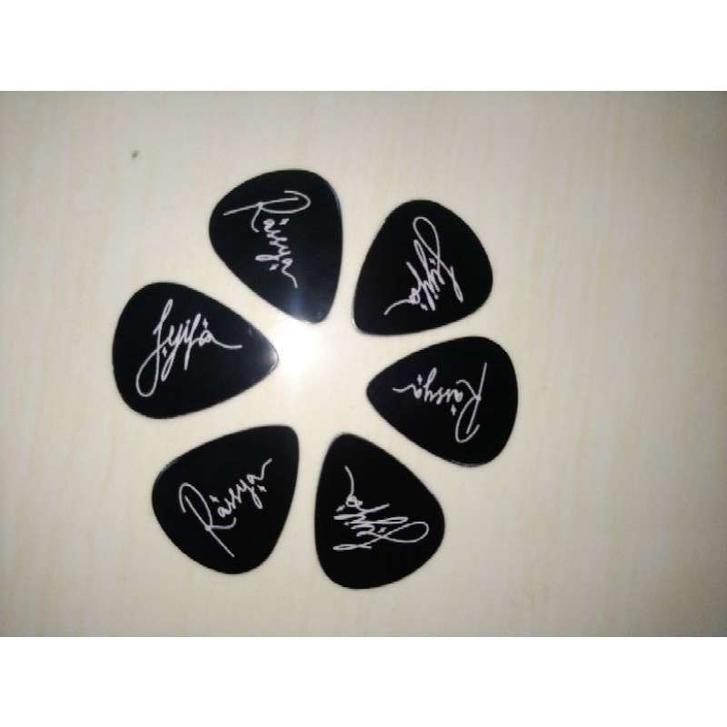 Pick shop gitar custom
