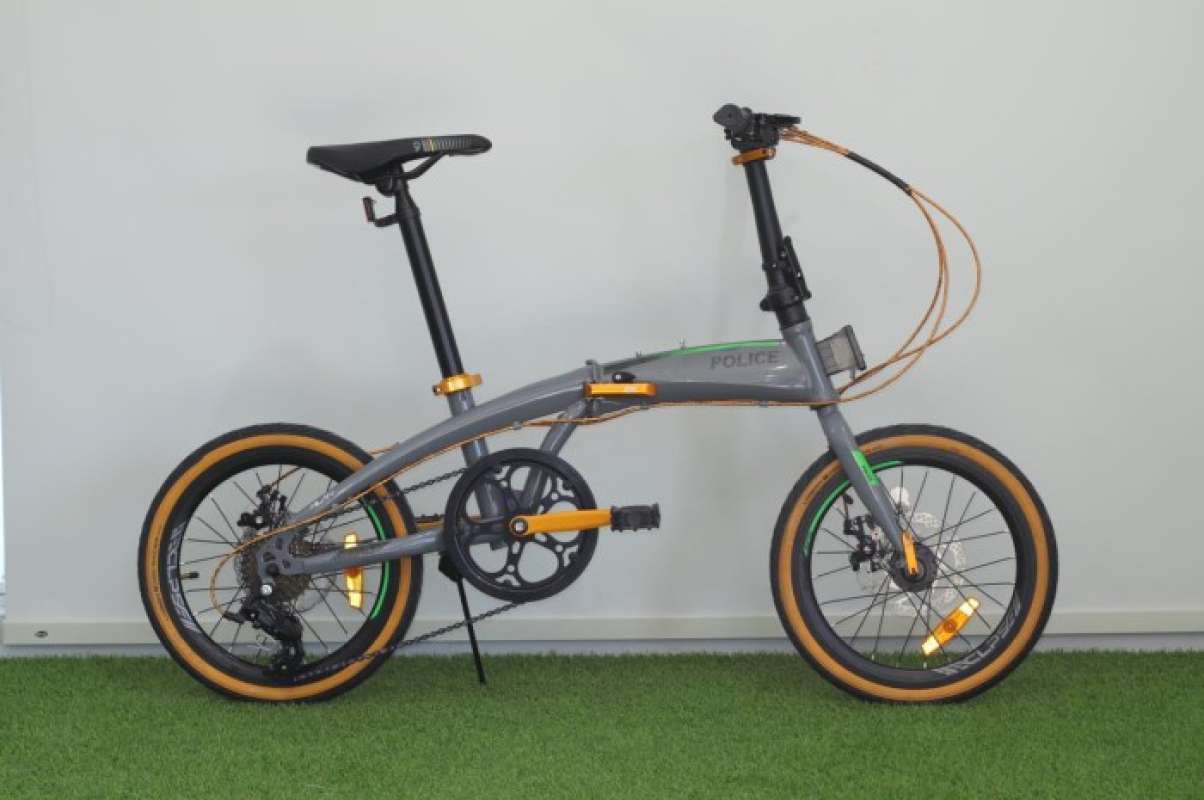 Police store folding bike