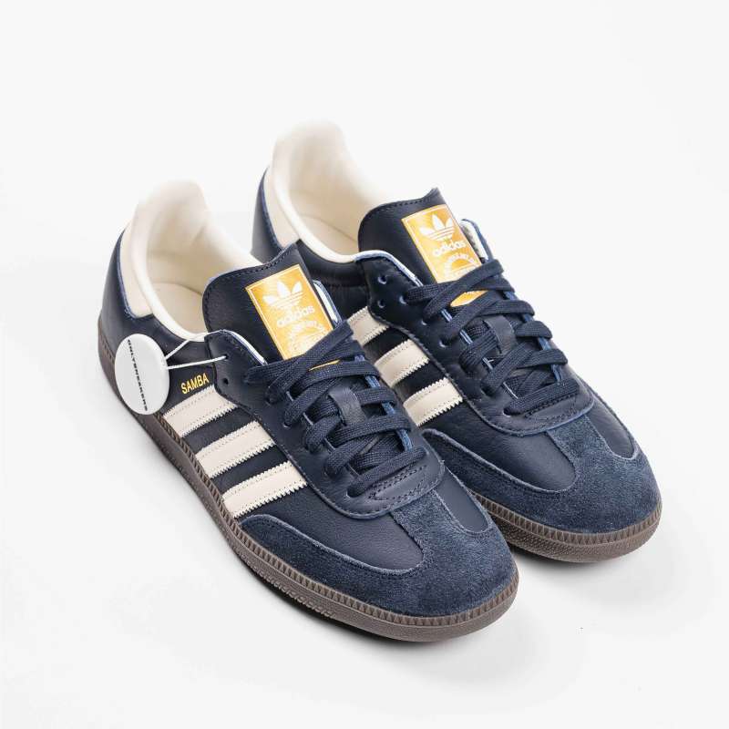 Adidas sales navy gum