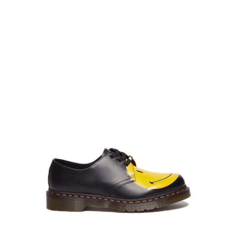 Sepatu dr martens asli hot sale