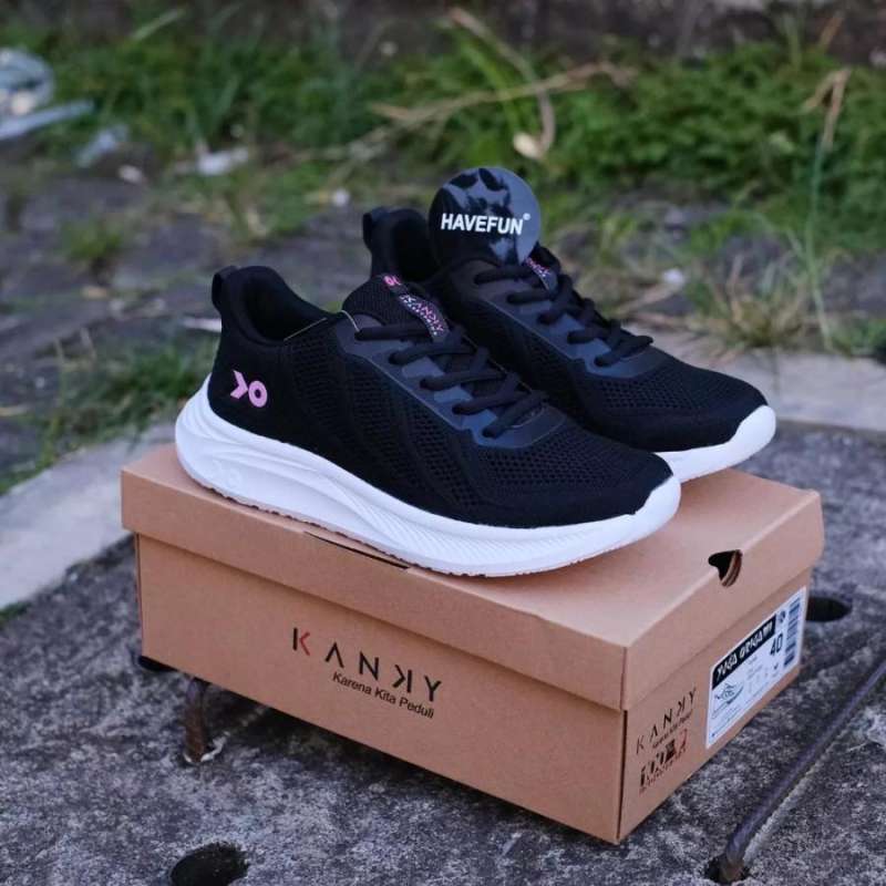 Cari sepatu sneakers store