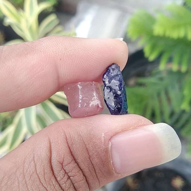 bahan batu safir