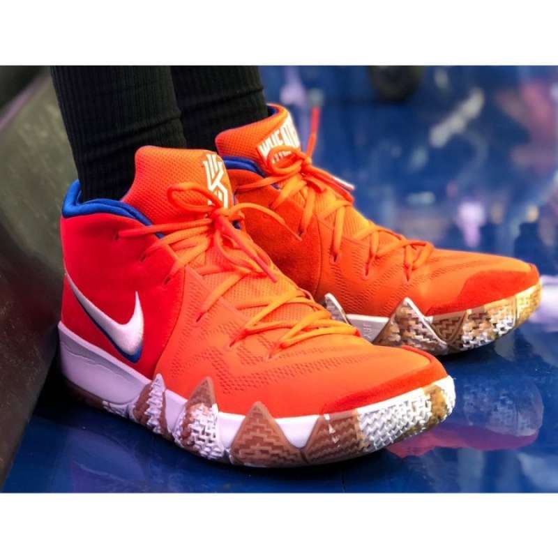 Sepatu basket clearance kyrie irving 4