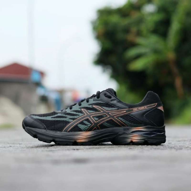 Asics gel shop flux 4
