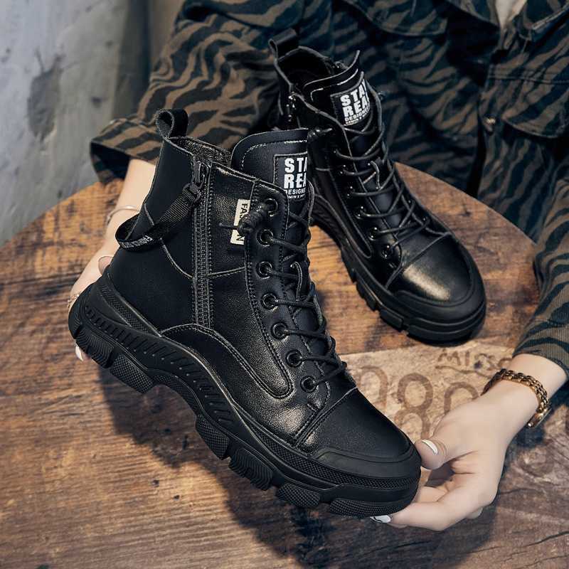 Sepatu boot outlet sneakers wanita