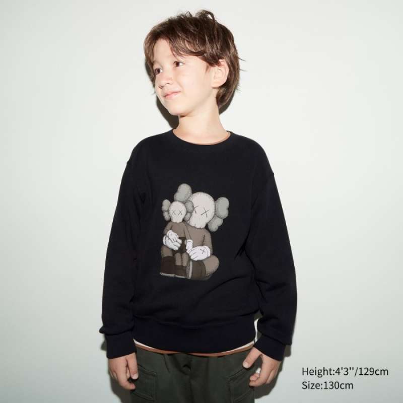 Sweater kaws best sale