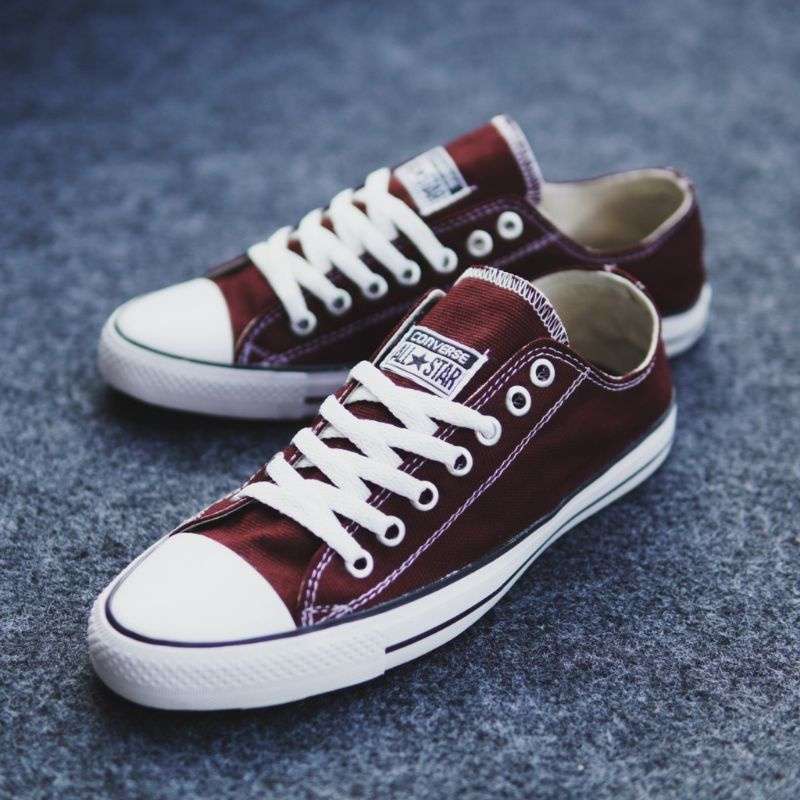 Sepatu converse 2025 original pendek