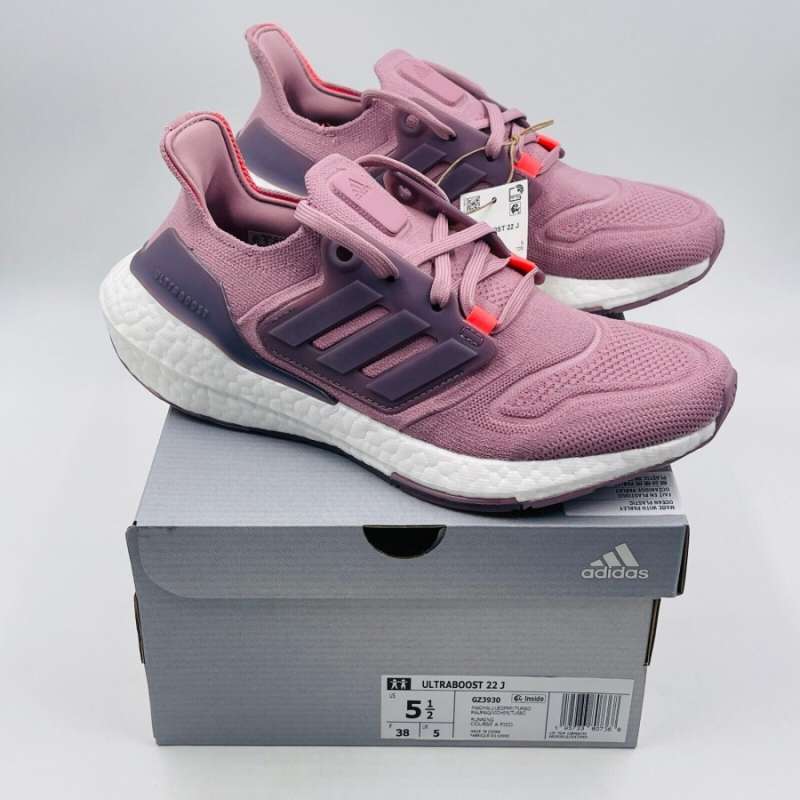Sepatu Lari Adidas Ultraboost 22 Junior GZ3930