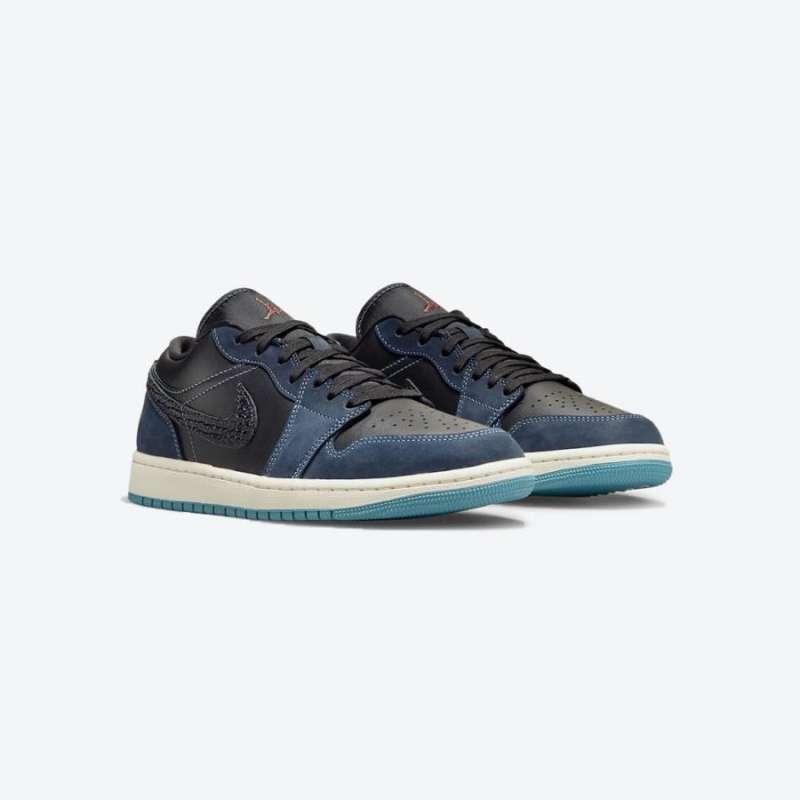 Harga retail jordan 1 on sale