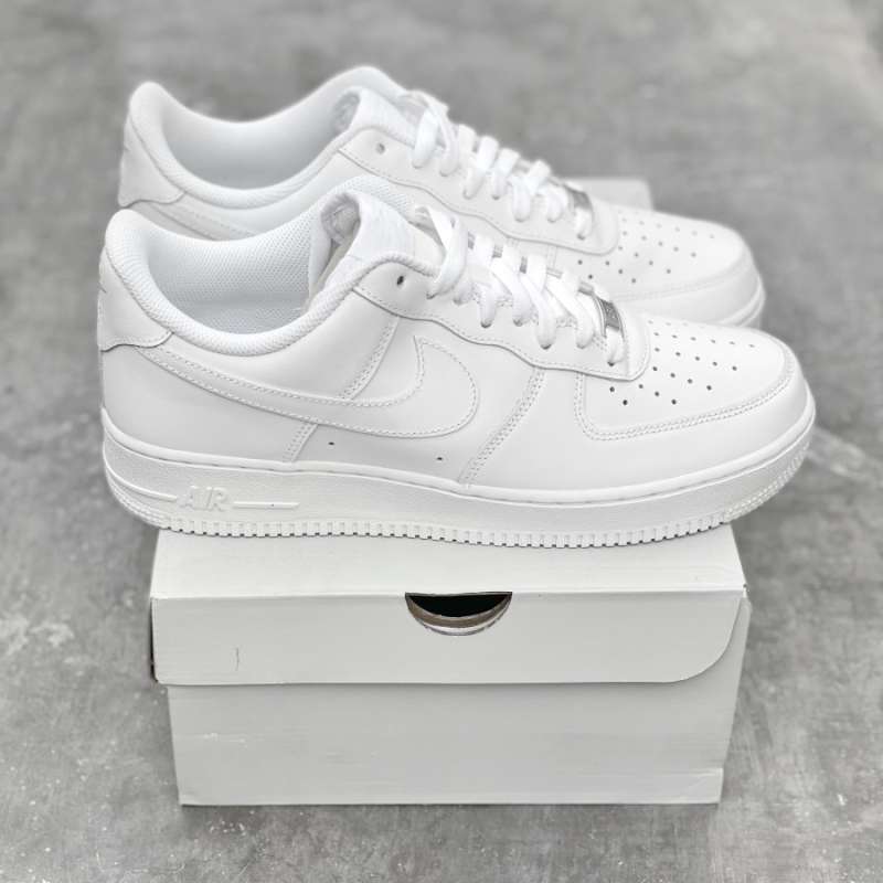 Triple white 35 online