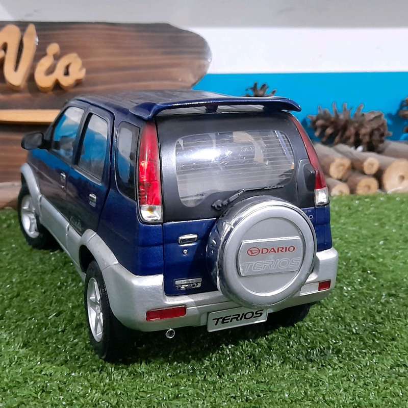 Tomica top daihatsu terios