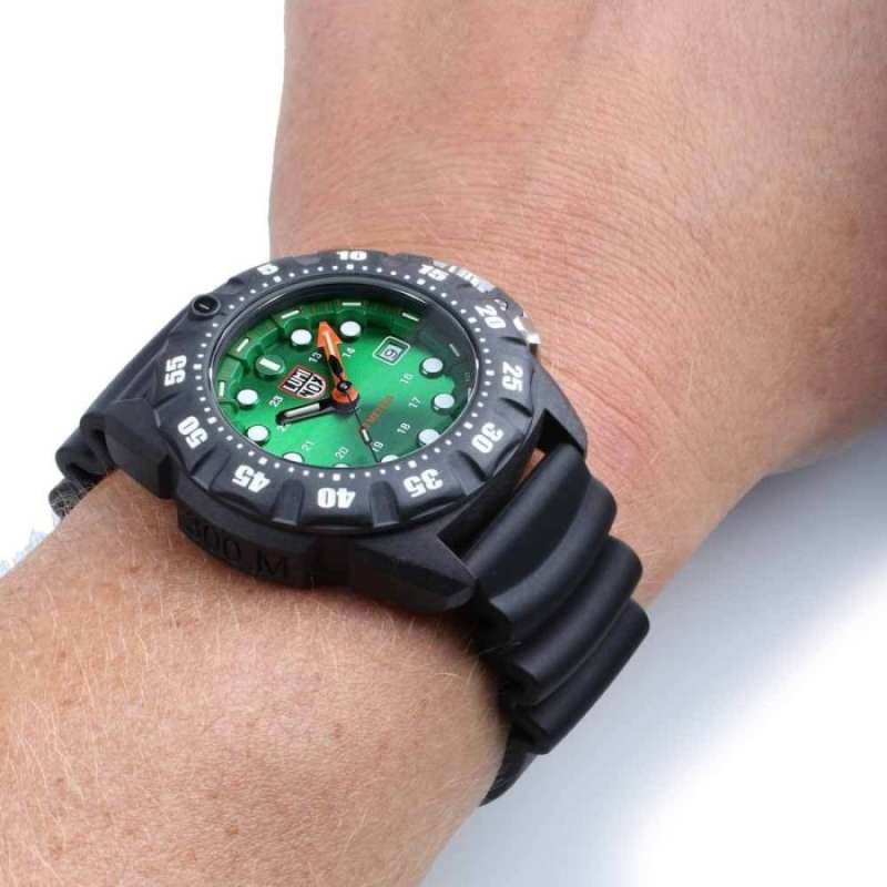 Luminox 1567 discount