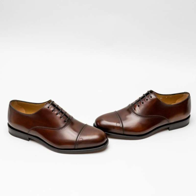 Sepatu salvatore ferragamo online asli