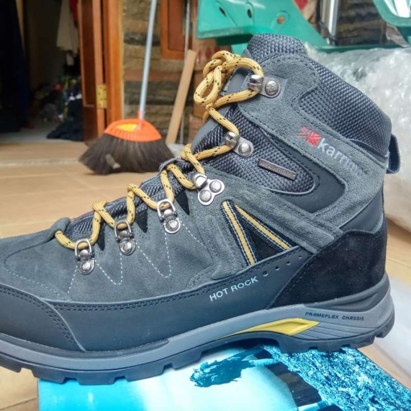 Jual KARRIMOR HOT ROCK MID CHARCOAL YELLOW SEPATU GUNUNG TREKKING