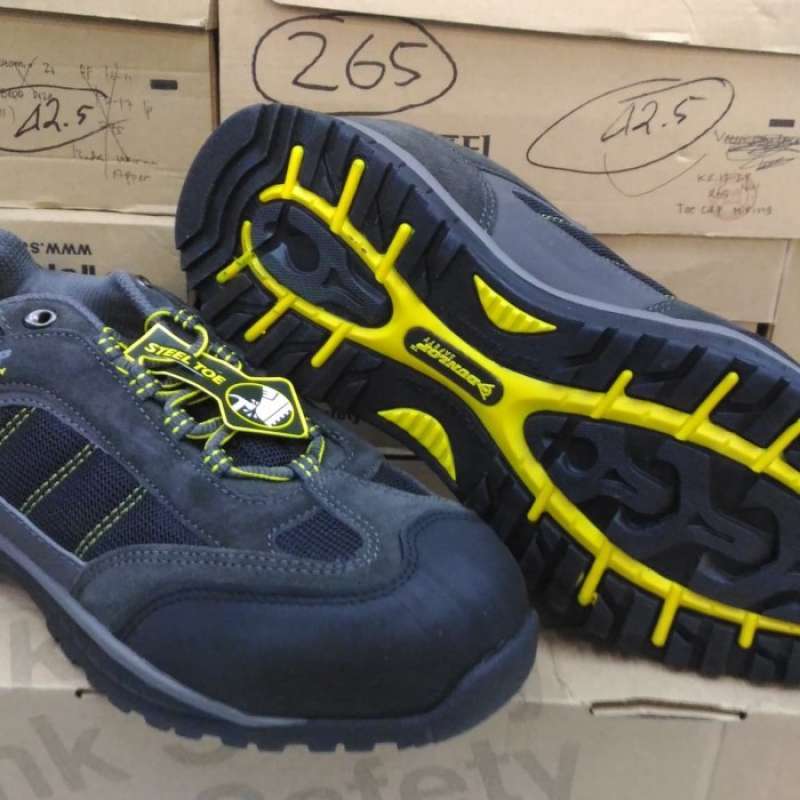 Dunlop iowa safety shoes discount