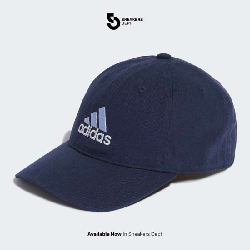Foto topi adidas store