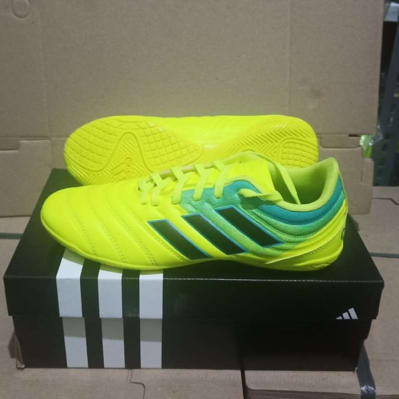 Adidas copa sales futsal 2019