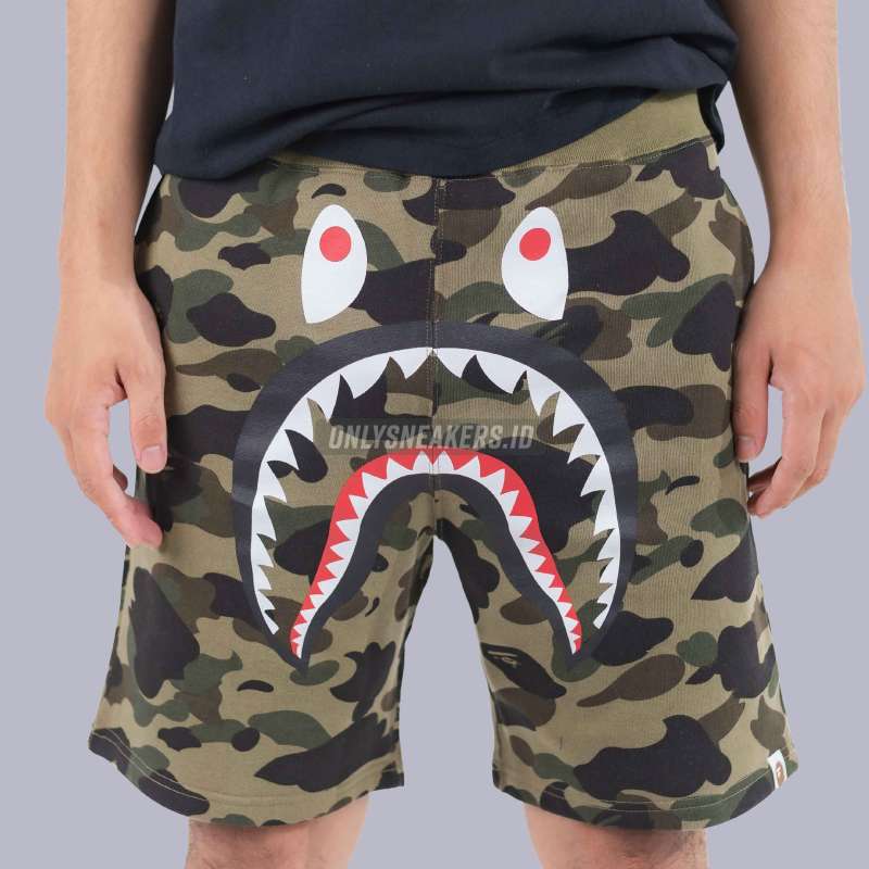 Jual BAPE BIG ABC CAMO SHARK BLACK ARMY GREN SWEATSHORT 100