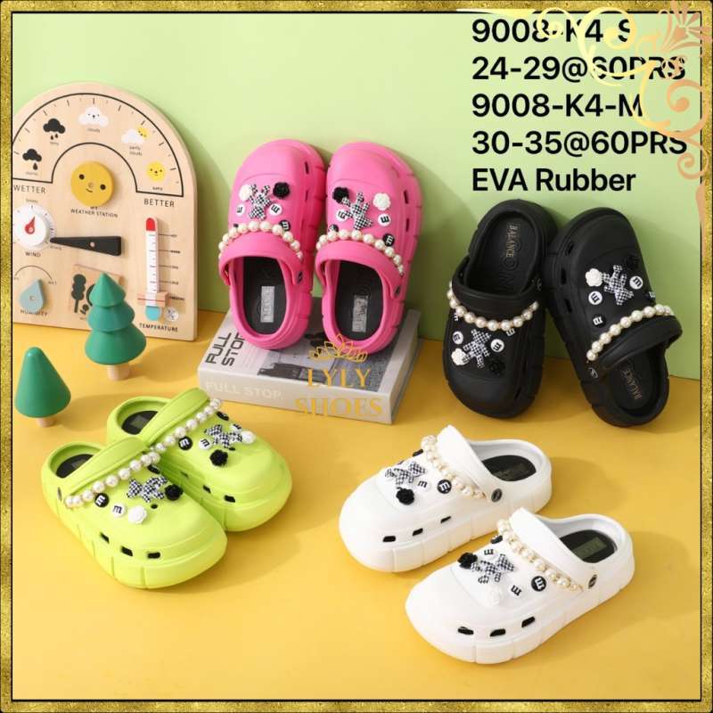 Model sandal crocs store