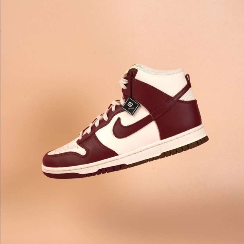 nike dunk high sail team red