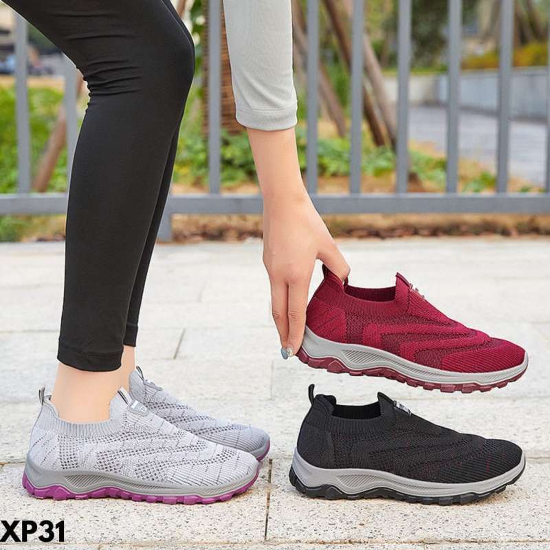 Nike wmns praktis hot sale
