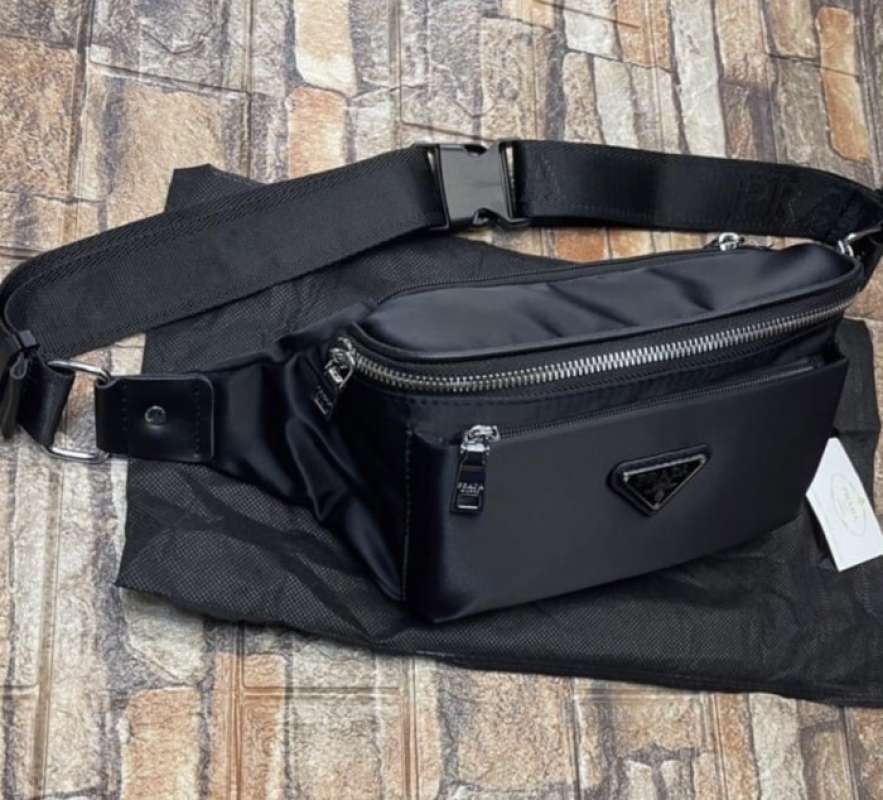 Harga waist on sale bag prada