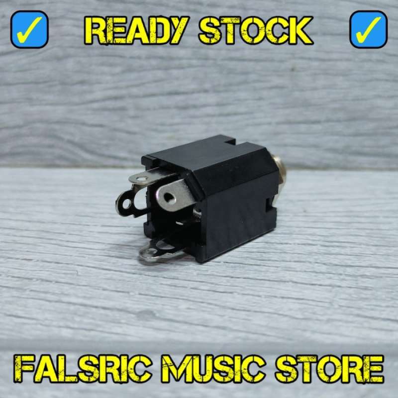 Female jack sales gitar