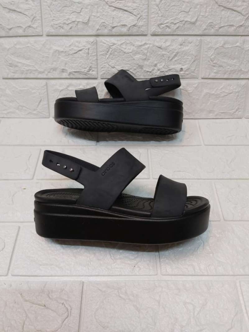 Crocs brooklyn high 2025 wedge