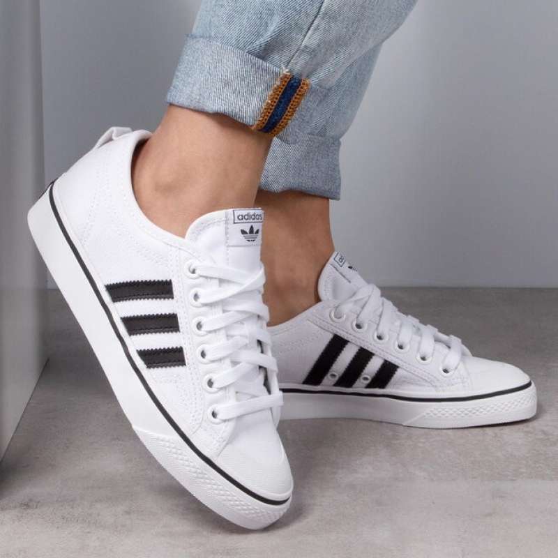 Sepatu Casual Adidas Nizza CQ2333