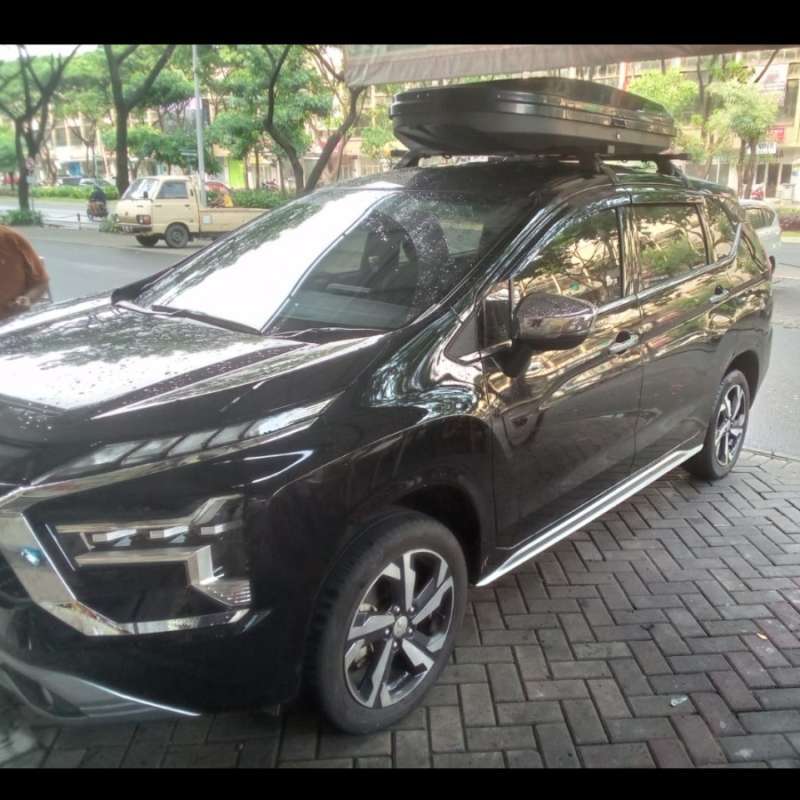 Roof box on sale xpander
