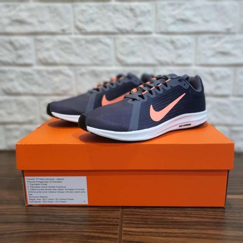 Nike downshifter deals 8 light carbon