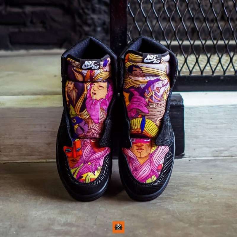 Los primeros sales jordan 1